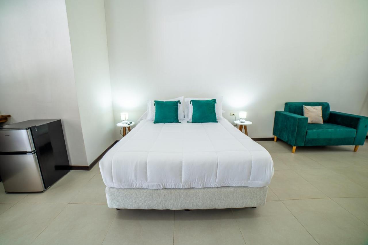 Natuera Hotel Monteverde Buitenkant foto